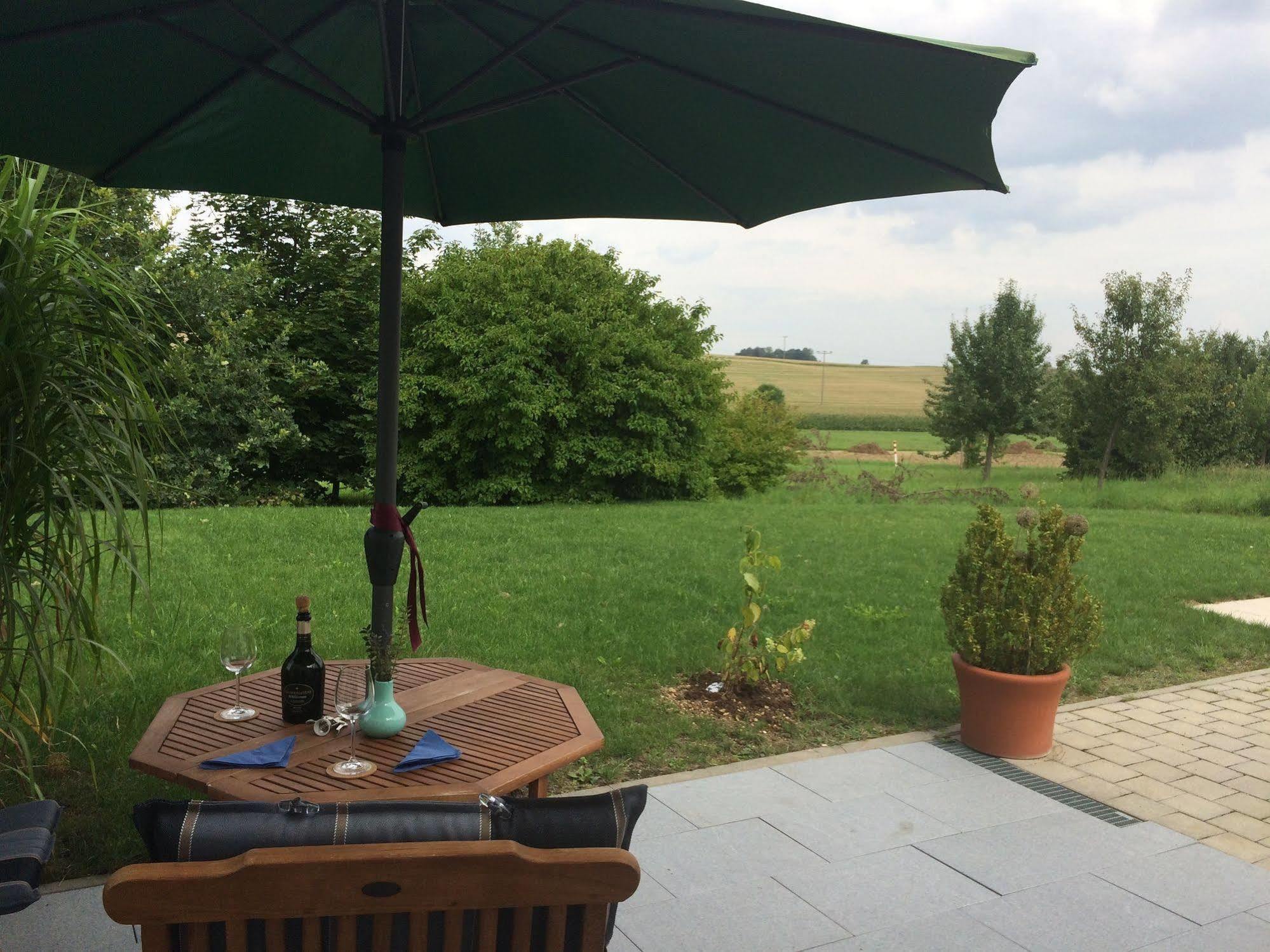 Im Feldle Apartment Kirchheim am Ries Ngoại thất bức ảnh